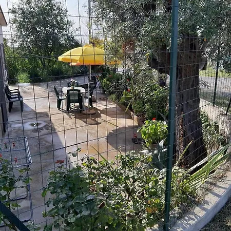Holiday home Casa Liliana -via Valentini 321-frazione Tucci *